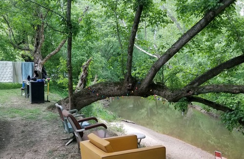 Ray RV Rental | Creekside camping and ATV rentals.