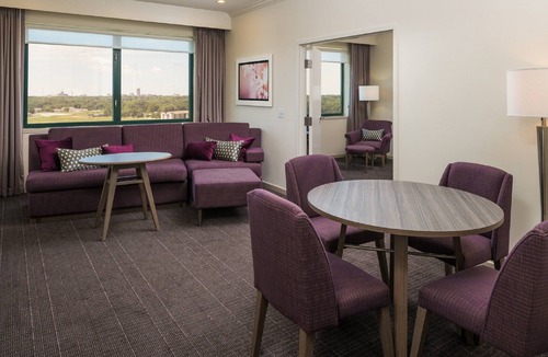 Springfield Hotel | Crowne Plaza Springfield by IHG