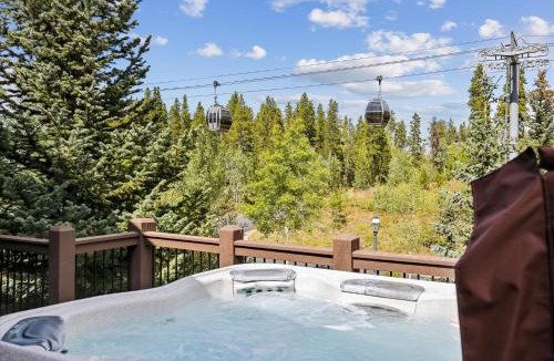 Peak 8 House | Cucumber 44 In the exclusive Shock Hill Neighborhood, Gondola Access, Pet friendly, Hot Tub