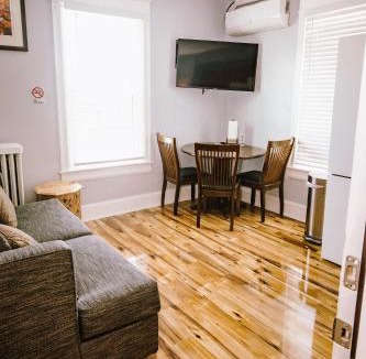 Woodridge Apartment | DC Vacation home