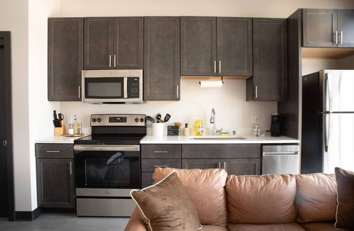 Westown Apartment | Deer District Studio Apt - One Block from Fiserv and Baird