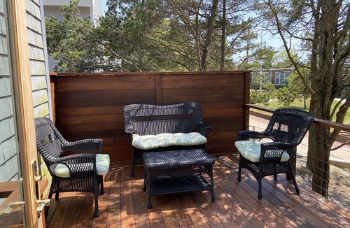 Ocean Beach House | Discounted June! LARGE HOME -5 br 2 ba sleeps 12, POOL! Families Welcome!