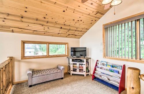 Motley House | Dock & Fire Pit: Shamineau Lake Retreat!