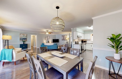 Macon House | Dog-friendly charmer with large yard, sunroom, game room, grill, AC, & W/D