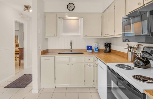 San Juan Condo | Dog Friendly Gulf-Front Condo in Seagrove Beach, Sleeps 6 + Free Tickets!