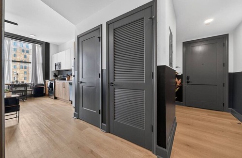Central City Apartment | Downtown Bham. Studio. Rooftop. Parking
