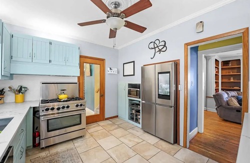 Ottawa House | Downtown Ottawa Retreat: Sleeps 15, Heated Indoor Pool, Hot Tub, Sauna, 5BR/4BA