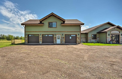 Duluth Apartment | Duluth Studio w/Sauna on Working Horse Farm!