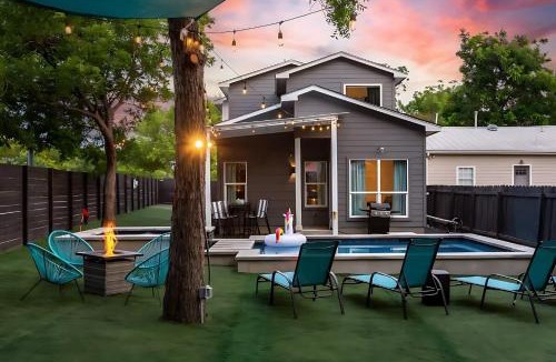 Govalle House | East Austin Pool and Hot Tub Retreat Near Rainey