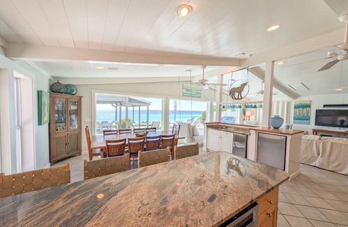 Seagrove Beach House | East of the Sun, Gulf Front! Next to Seaside, Available October 25 - Nov 13!