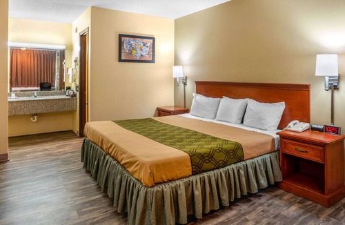 Rolla Hotel | Econo Lodge Rolla I-44 Exit 184 Near Missouri University of Science and Technology