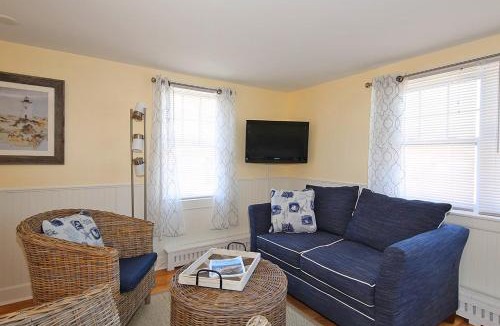 Edgartown Apartment | Edgartown Commons
