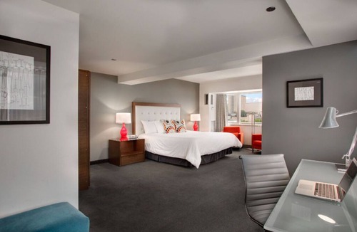 New Tacoma Hotel | Elegant ADA Suite | Top Location + Art Collection