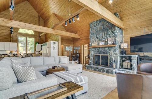 Harrison House | Elegant & Quiet Maine Escape w/Sauna & Deck