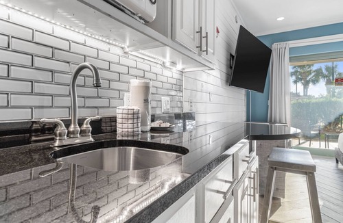Rosemary Beach Condo | "Ella's Escape 30A" #106 Studio Sleeps 2