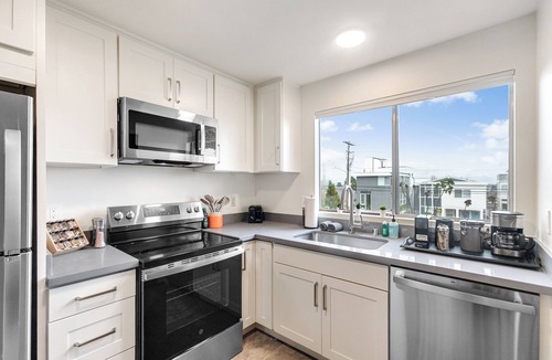 Minor House | Emerald Hill City Retreat - 2BR
