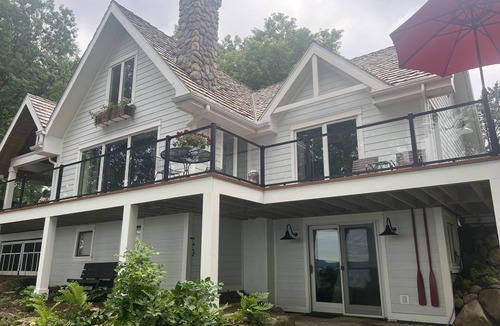 Markesan House | Enjoy 150' Of Lake Frontage Steps From Your Home!