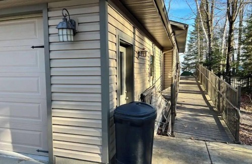 Laona House | Enjoy All that Northern Wi has to Offer. Lake home for rent