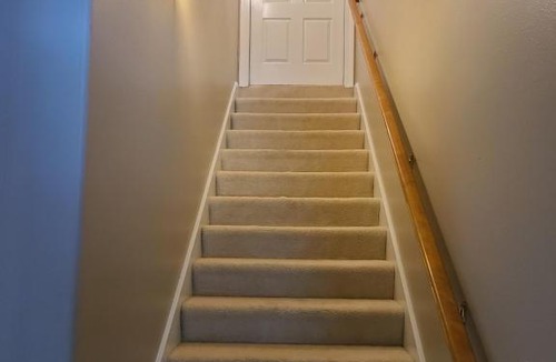 Turners Villa | Entire 4 Bedroom Home - WiFi, Jetted Tub, Fireplace, Garage & EV Charger