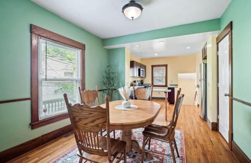 Bedford House | Entire Duplex w Historic District and Sleeps 12