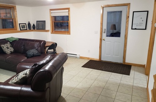 Suamico House | Entire Suite-Short drive to Lambeau, Zoo, Downtown
