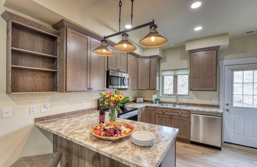 Rockerville Condo | 🌲 Escape to our modern rustic 2-bedroom condo nestled in the heart of the Black Hills !