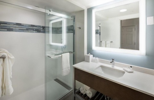 Tinley Park Hotel | EVEN Hotel Chicago - Tinley Park - Convention Center by IHG