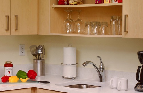 Westlake Hotel | Excellent Staycation Spot! 2 Relaxing Units, Free Parking