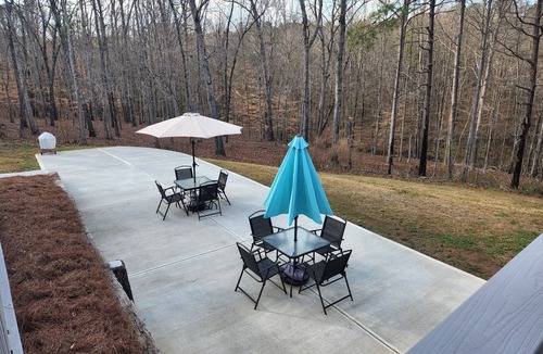 Inman House | Experience Luxury and Comfort 7100 Sq Ft home ideal for Retreats & Getaways!