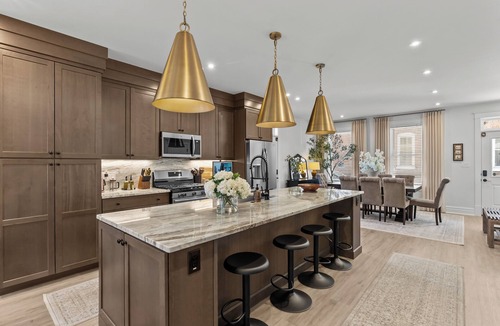 Benton Park House | Experience Luxury - just steps away from live music & food
