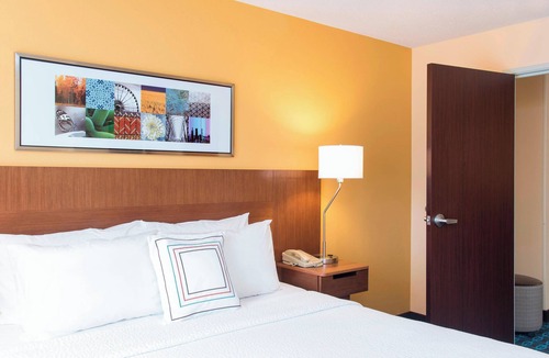 St. Charles Hotel | Fairfield Inn and Suites By Marriott St Charles