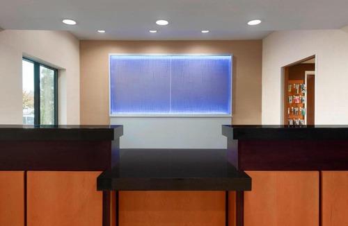 Manchester Hotel | Fairfield Inn & Suites Hartford Manchester