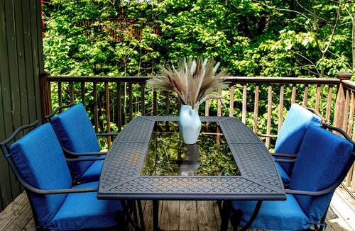 Wilmington House | Fall Country Chalet-PET Friendly,AirHockey,GameRM w/CommunityPool and amenities