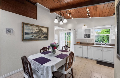 Aloha House | Family-Friendly Aloha Home Near Intel & Nike