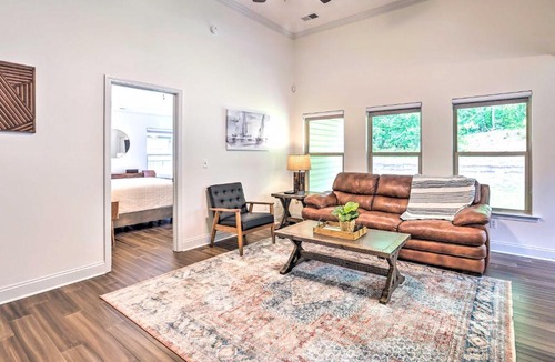 Calera House | Family-Friendly Calera Getaway w/Game Room!