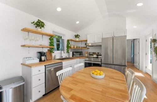 Lottsburg House | Family Getaway Waterfront 8 Serene Acres New Build plus Gazebo