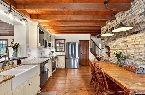 Oostburg House | Farmhouse at Blue Barn on the Green