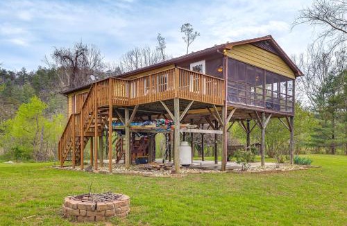 Eagle Rock House | Fire Pit + Patio: Creekside Cabin in Eagle Rock!