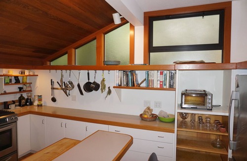 Friendly House | Forest Retreat in Eugene – Stylish Home w/Hot Tub, Chef's Kitchen & Trails