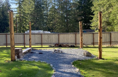 Paradise Estates RV Rental | Full hook-up RV tent site in Paradise Estates