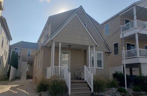 Wildwood Apartment | Full Remodel-everything is new! 1.5 blks from beach and boardwalk