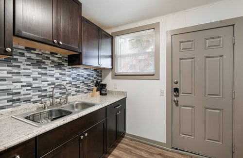 Olmos Park Apartment | Fully Furnished 2BR/1BA Apt-Covered Parking- In-Unit Washer&Dryer