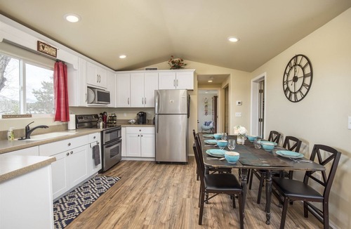 Winona House | Fun, Fun, Fun! Great Value! Amazing Fire-Pit, Hot Tub, Views!