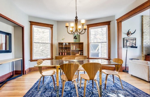 Logan Square Apartment | Garage Parking - Vintage Charm - and a Fabulous Location! Easily Enjoy the Best of Chicago!