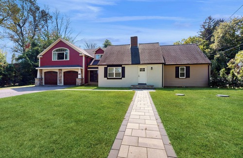 Foxboro Cottage | Gillette Soccer Event HQ < 1 Mi to Patriot Place!