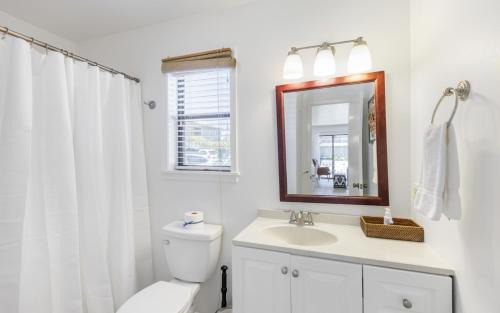 Seagrove Beach Apartment | Go Coastal by Oversee 30A