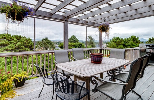 Gearhart House | Golf-front home with ocean view & shared tennis - walk to beach