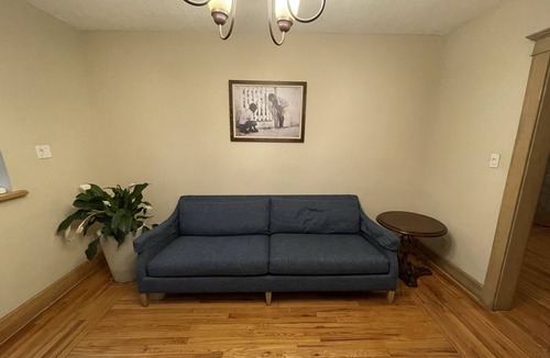 West New Haven House | Gorgeous 1st Floor Westville Apartment
