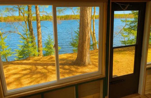 Woodruff House | Gresham Shores - Lil' Sunfish - PET FRIENDLY