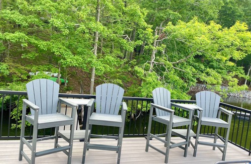 Dawsonville House | Grey Goose on Lake Lanier with Deep Water Dock, 3 Kayaks & 1 Paddle Board incl.